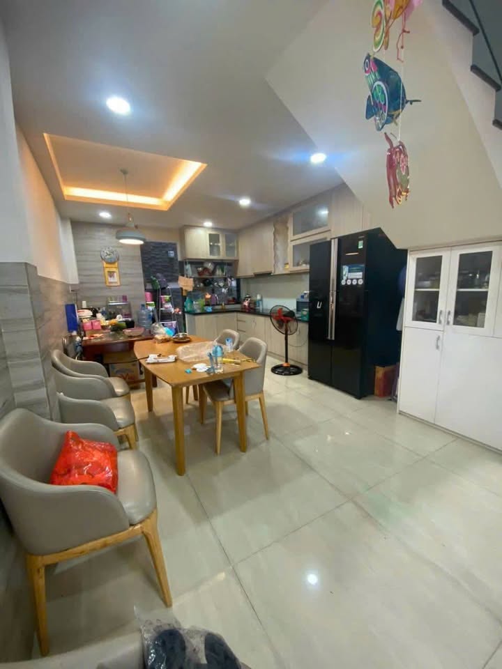 Nhà bán Quận Tân Bình 66m² giá 11 tỷ - Nhà mới ở ngay, hẻm ô tô 4m