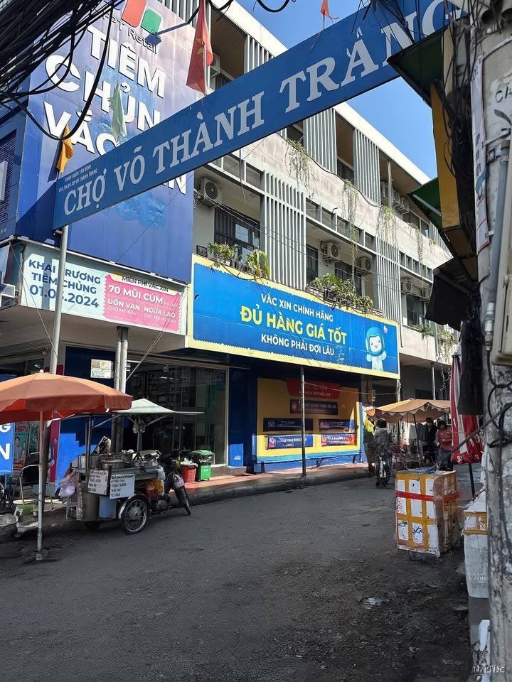 Bán nhà mặt tiền đường Âu Cơ, Tân Bình 121m², giá 16.3 tỷ - Đầu tư sinh lời ngay!