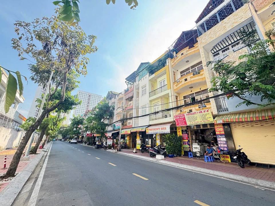 Bán nhà mặt tiền Nguyễn Thị Mười, Quận 8, 54m² giá 11.8 tỷ - Vị trí kinh doanh sầm uất!