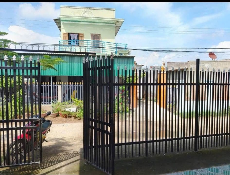 Nhà mái Thái Ninh Thuận 163m² giá 1.45 tỷ - Cần bán gấp!