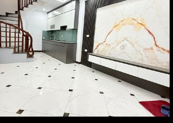 Nhà 5 tầng tại xã Tả Thanh Oai 33m² giá 5 tỷ - Ô tô chỉ vài bước chân!