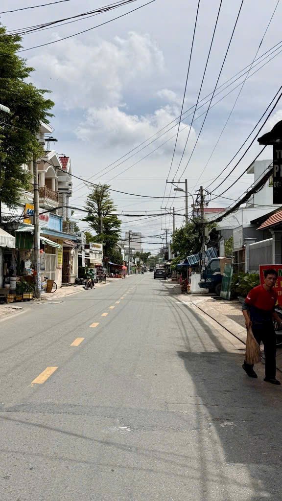 Townhouse Lê Trọng Tấn nối dài 72m² giá 4 tỷ - Hoàn công đầy đủ, sẵn sàng vào ở!