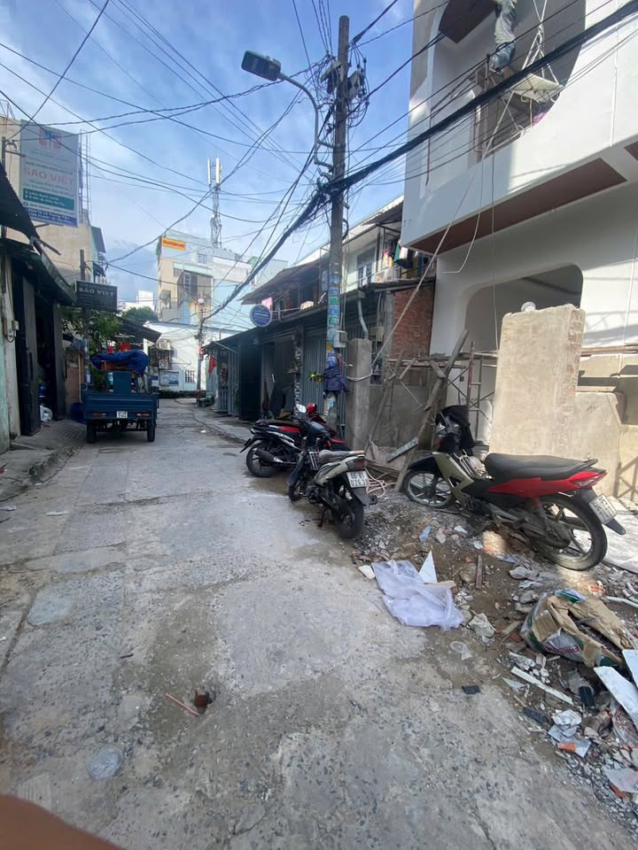 Nhà phố Tây Thạnh Tân Phú 54m² giá 5 tỷ - Nhà mới hoàn công đầy đủ!