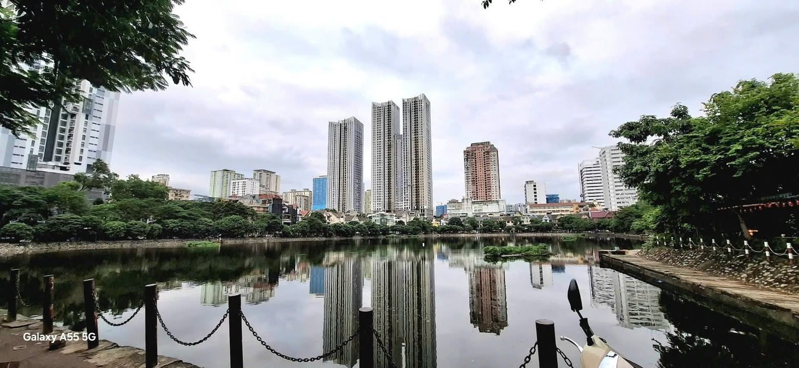 FrontHouse Hồ Văn Quán 80m² giá 2 tỷ - Lô góc view công viên tuyệt đẹp!