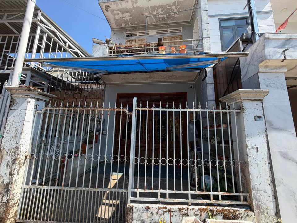 Nhà Bán Trung Tâm Bảo Lộc 74m² giá 2.35 tỷ - Cơ hội đầu tư không thể bỏ qua!