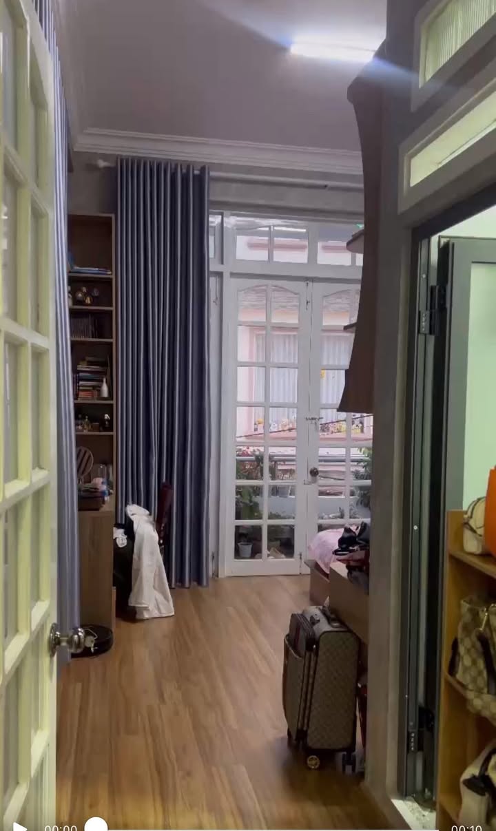 Nhà mặt tiền đường xe hơi Phường 4 Đà Lạt 84,71m² giá 9 tỷ - Cơ hội hiếm có!