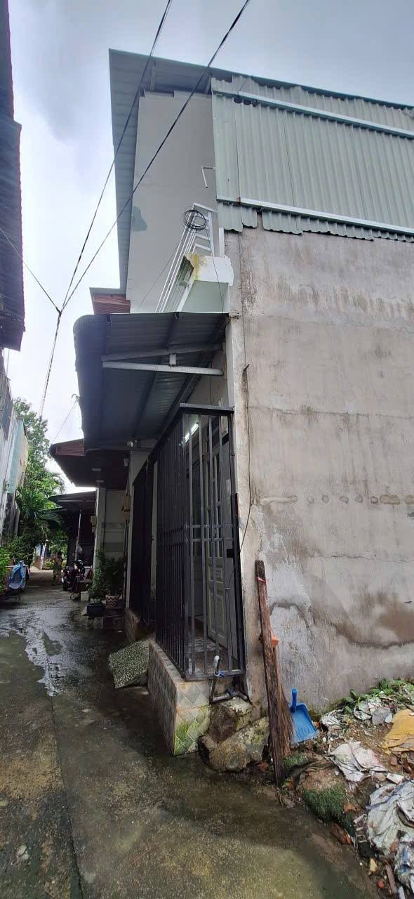 Nhà nguyên căn đường 551, phường Hiệp Thành, Quận 12, 58m² giá 2.1 tỷ - Chính chủ bán gấp!