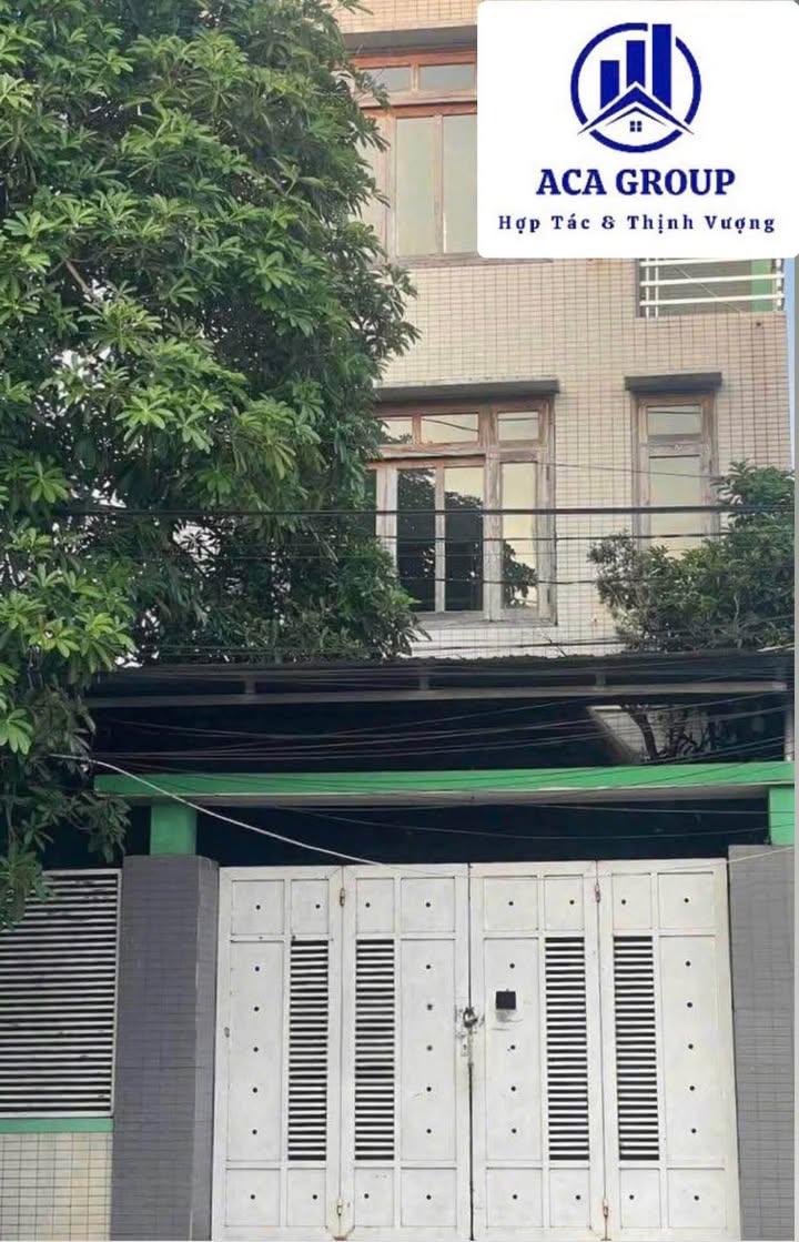 Cho thuê nhà 3 tầng mặt tiền Nguyễn Sinh Cung - 120m² giá chỉ 15 triệu/tháng!