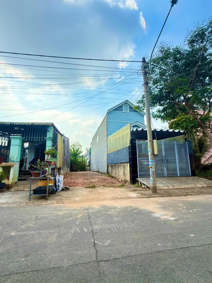 Đất thổ cư 135m² tại TDC Tương Bình Hiệp, Thủ Dầu Một - Giá chỉ 2.35 tỷ!