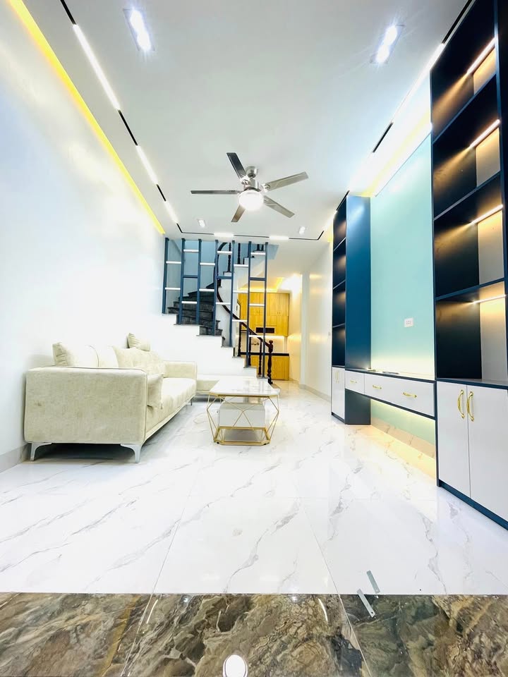 Nhà đẹp Trương Định 30m² giá 3 tỷ - Vài bước ra mặt phố