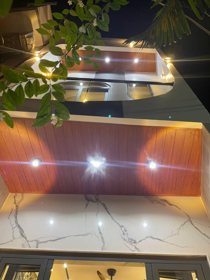 Nhà lầu mới xây 28m² tại hẻm 178 Xô Viết Nghệ Tĩnh - Sổ hồng thổ cư, giá tốt chỉ 1 tỷ!