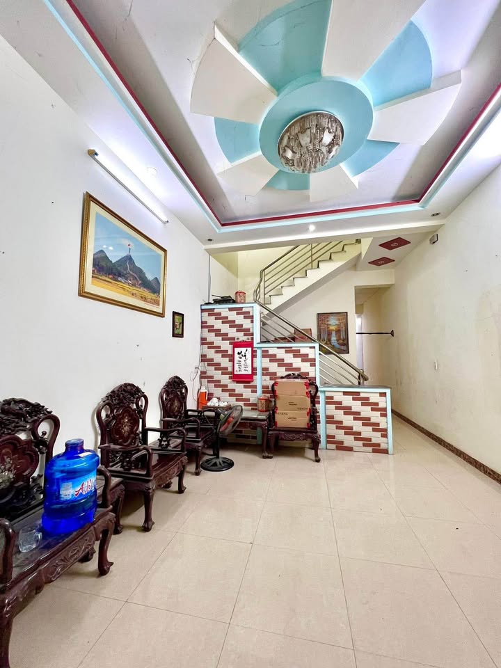 Nhà riêng Minh Khai, Hà Giang 85m² giá 3 tỷ - An ninh tốt, gần chợ và trường học!