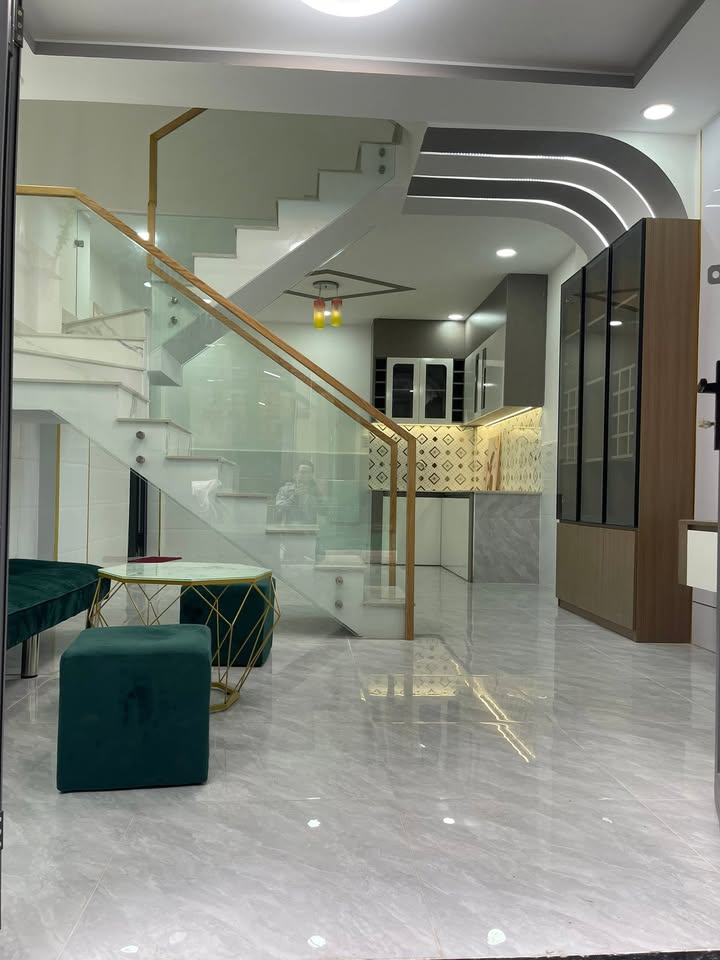 Nhà riêng Lò Gốm - Bình Tiên 40m² giá 4.45 tỷ - Sẵn sàng vào ở ngay!