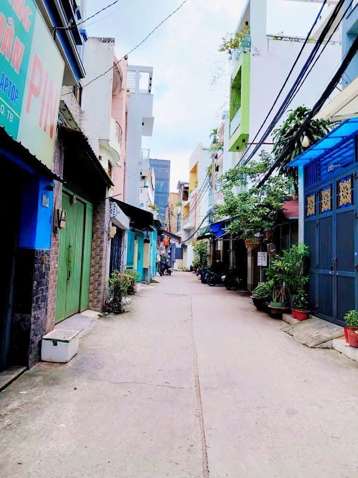 Nhà mới 2 tầng Lý Thường Kiệt, Tân Bình 36m² giá 5.4 tỷ - Nở hậu tài lộc!