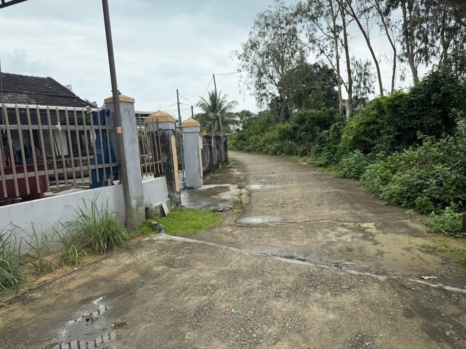 Đất thổ cư 1000m² xã Thăng An - Đà Nẵng giá 4 tỷ - Cách bãi tắm 500m!