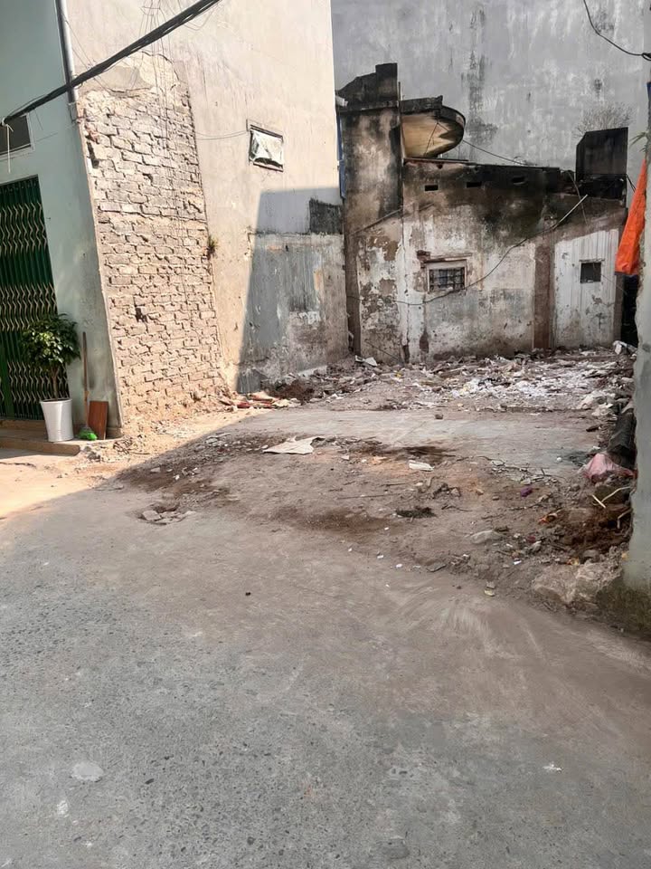 Đất nền khu đô thị Dệt Nam Định 37m² giá 1.18 tỷ - Vị trí đẹp, tiện ích đầy đủ!