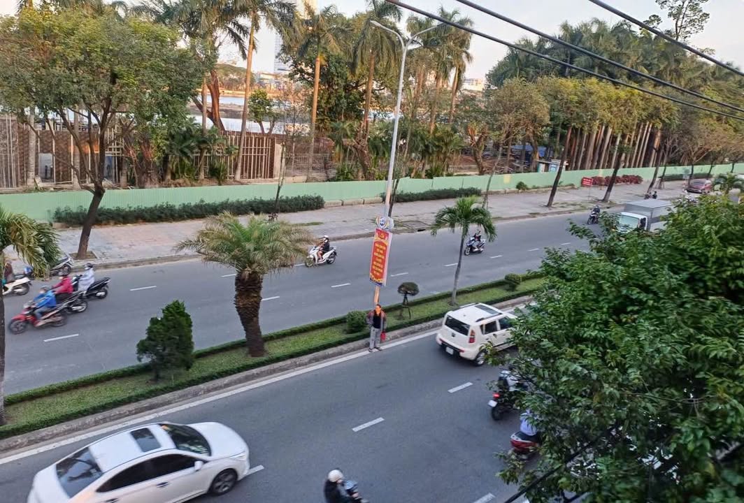 Nhà 3.5 tầng Nguyễn Tri Phương 116m² giá thỏa thuận - Pháp lý rõ ràng, đầu tư sinh lời cao!