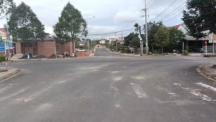 Đất nền tại Quảng trường Huyện Krông Nô 246m² giá 516.6 triệu - Cơ hội đầu tư tuyệt vời!