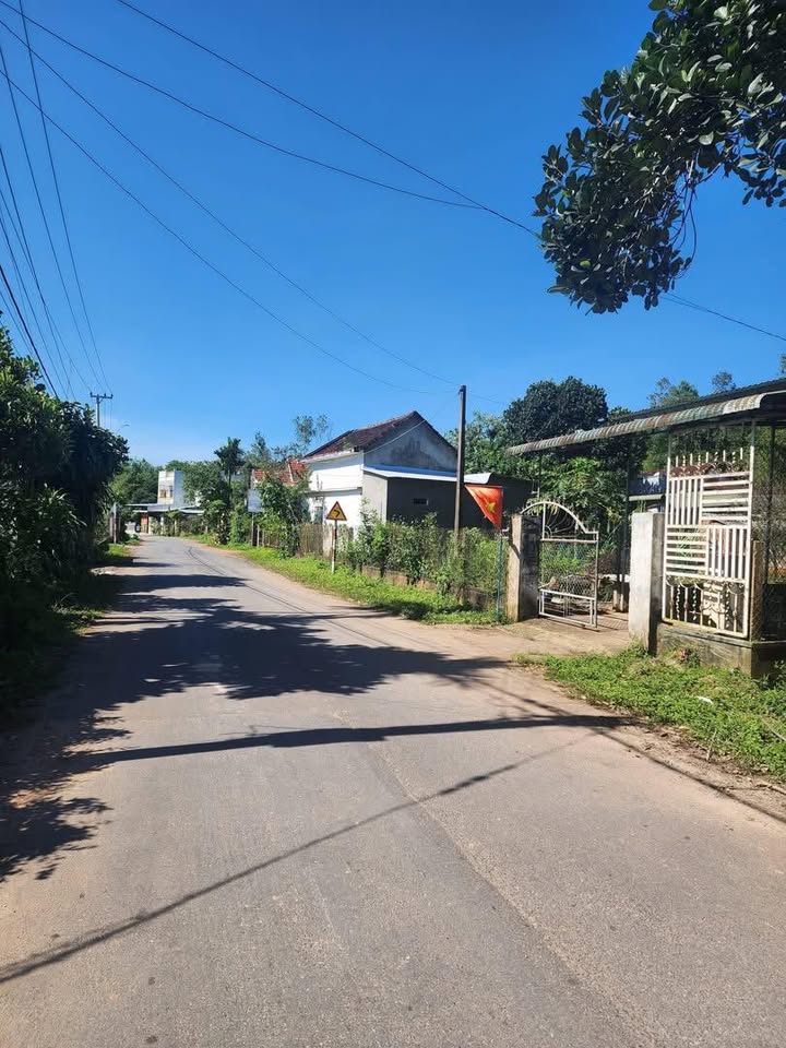 Đất thổ cư 216m² tại Thôn 2, Xã Mỏ Cày - Giá tốt, vị trí thuận lợi!