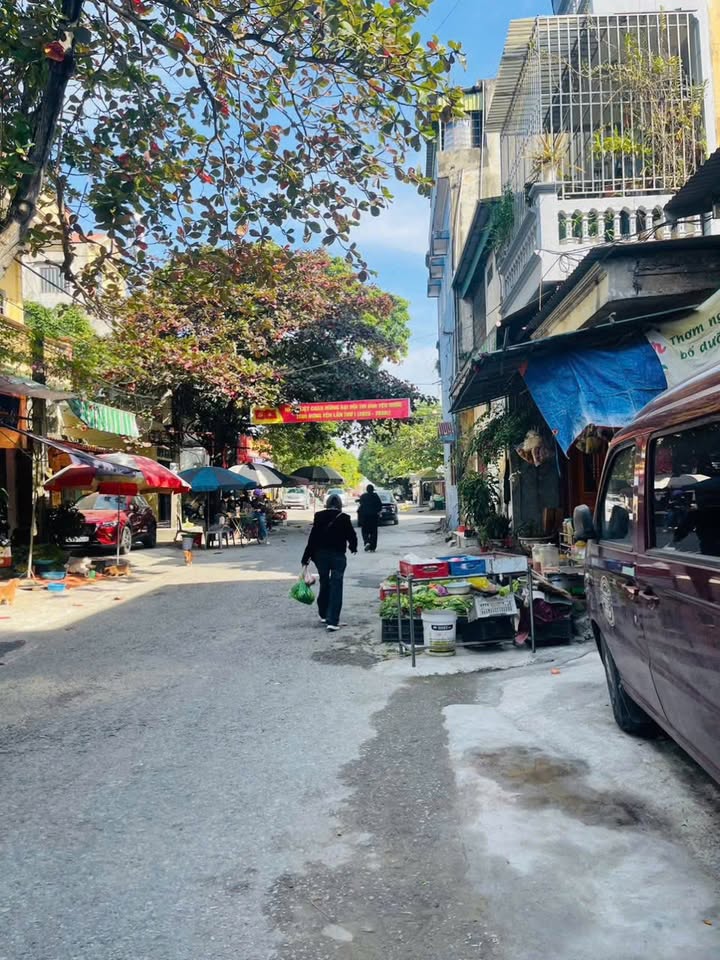 Nhà 3 tầng Hoàng Diệu, TP Thái Bình 40m² giá 1.8 tỷ - Bàn giao trước Tết!