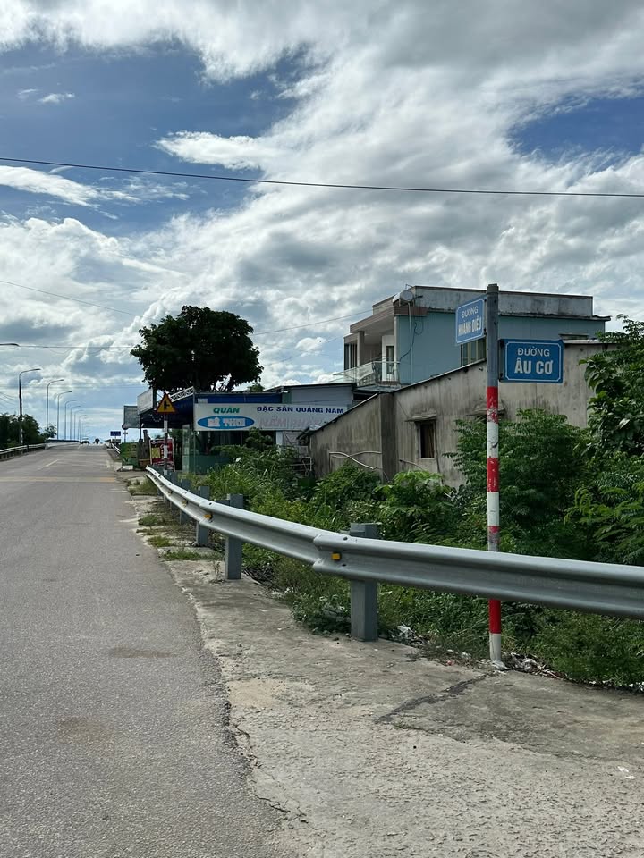 Đất ở đường Âu Cơ, Quận Liên Chiểu, 170m² - Giá chỉ 9 tỷ!