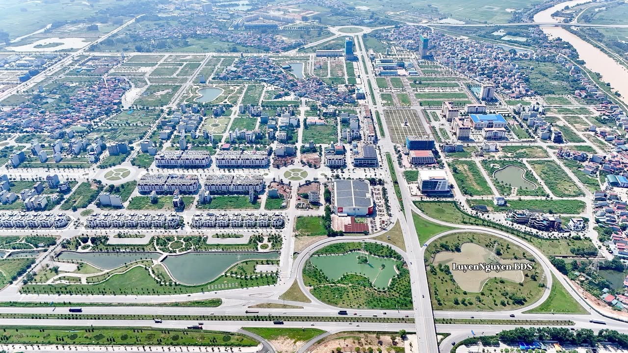 Đất biệt thự KĐT Phía Nam Bắc Giang 340m² giá 20 tỷ - Sẵn sổ chuyển nhượng ngay!