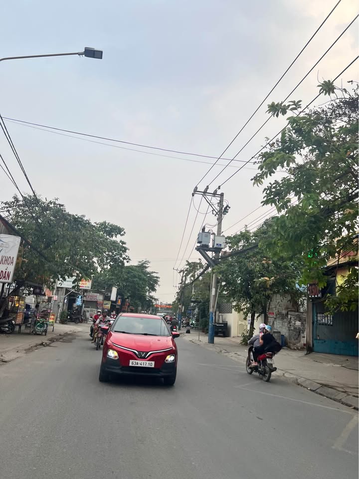 Đất Dĩ An 100.5m² giá 4.X tỷ - Cơ hội đầu tư tuyệt vời!