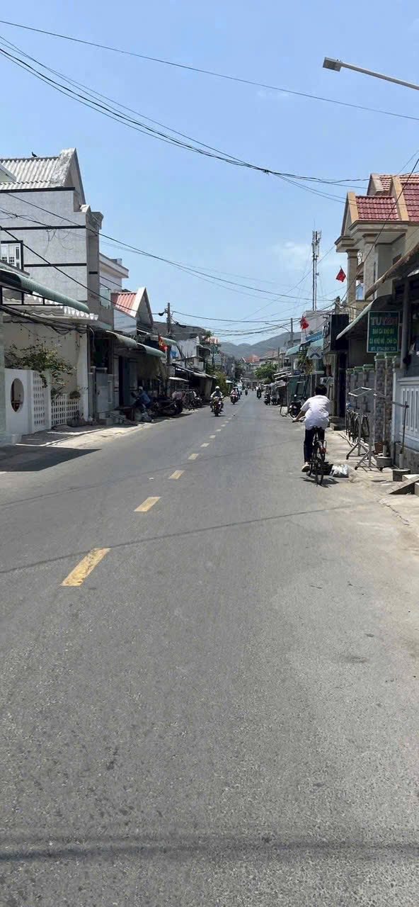 Nhà mặt tiền đường nhựa Thị trấn Phước Hải 41.2m² giá 3 tỷ - Chính chủ bán gấp!