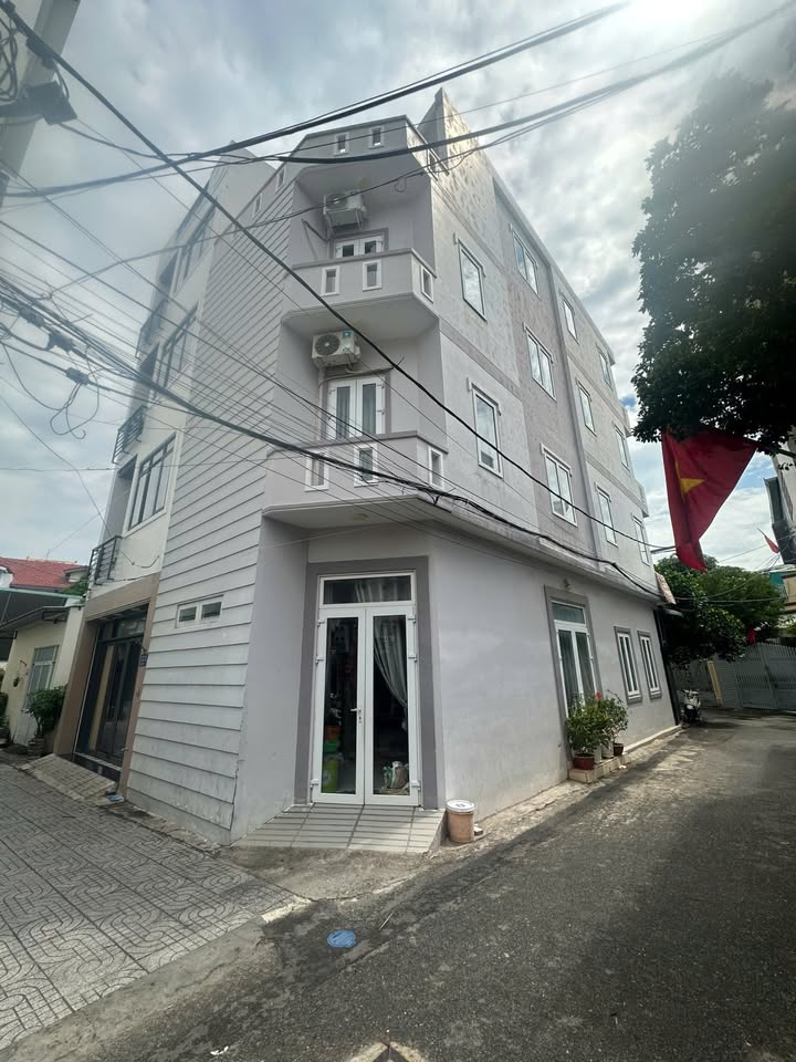 Nhà 1 trệt 3 lầu Ngô Đức Kế, P.7 Vũng Tàu giá 4,8 tỷ - Thương lượng ngay!