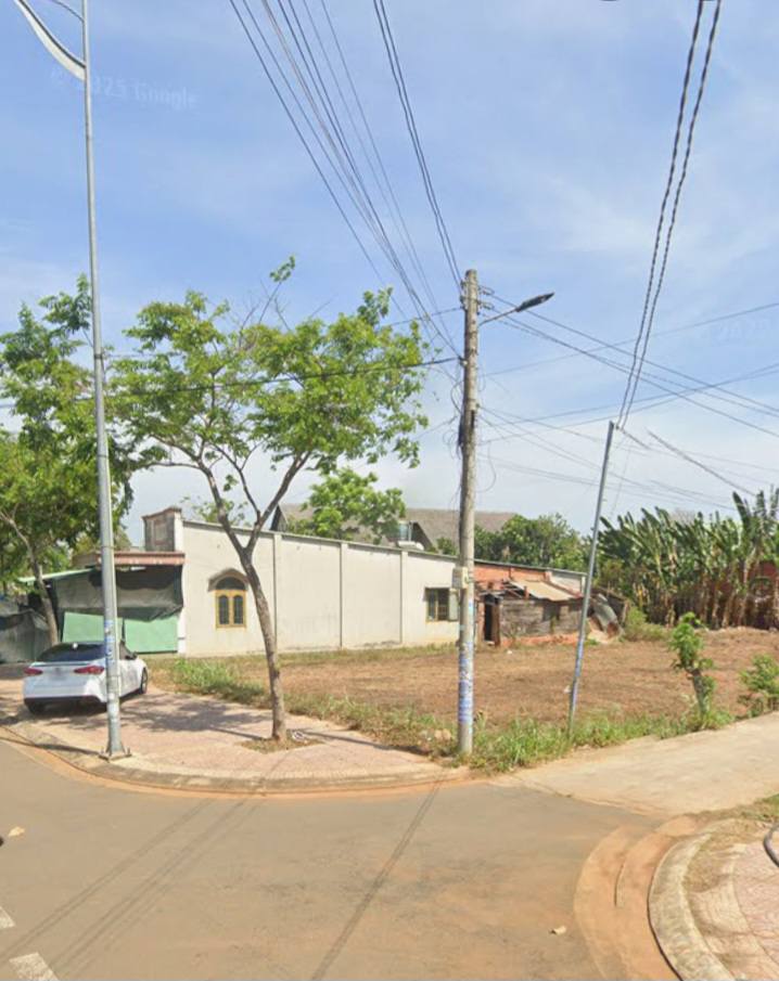 Đất nền mặt tiền đường 82 Hòa Long 246m² giá 2.45 tỷ - Sổ đỏ chính chủ, kinh doanh tốt!