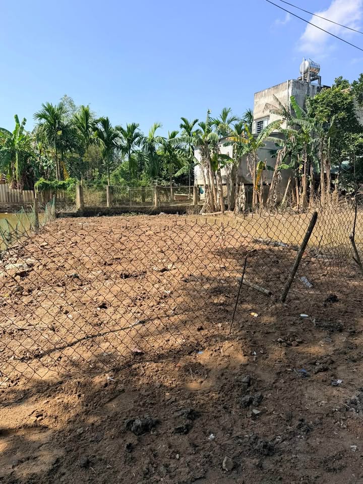 Đất nền Duy Phước 127m² giá 600 triệu - Sổ hồng chính chủ, đường bê tông thoáng rộng!