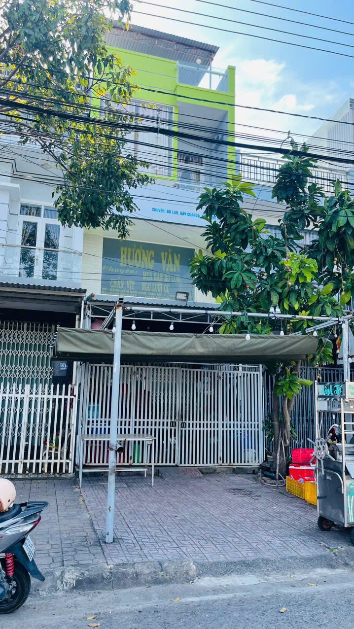 Nhà phố mặt tiền Nguyễn Văn Linh, Nha Trang 60m² giá 7 tỷ - Kinh doanh tốt!