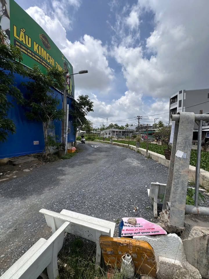 Đất nền hẻm Trần Hưng Đạo, Ninh Kiều, 100m² - Giá chỉ 1.37 tỷ!