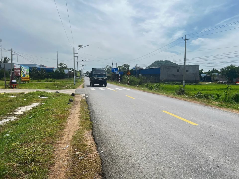 Đất mặt tiền nhựa Thuận Hòa, xã Hàm Phú, 961m² giá 3 tỷ - Đầu tư sinh lời ngay!