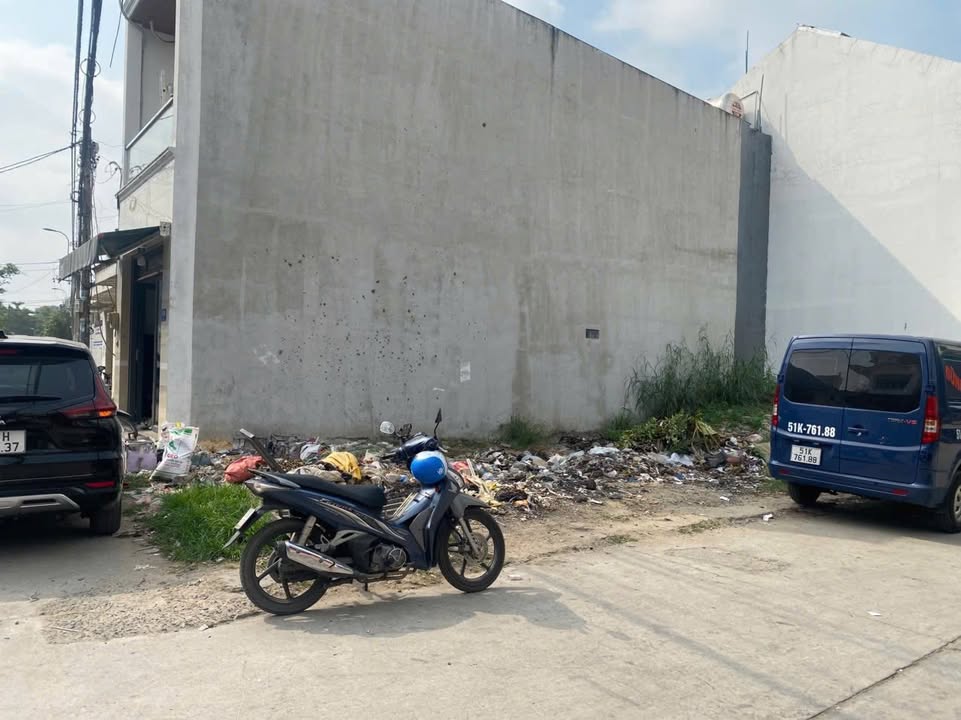 Nhà góc 2 mặt tiền hẻm xe hơi 8m tại Bình Hưng Hòa, 86.4m² giá 6.3 tỷ - Kinh doanh đa ngành!