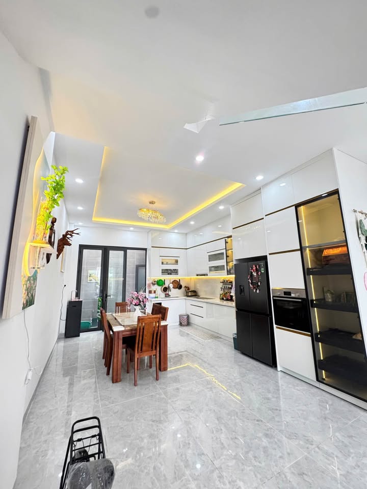 Nhà phố KDC Sao Mai Cà Mau 94m² giá 3 tỷ - Sẵn sàng vào ở ngay!