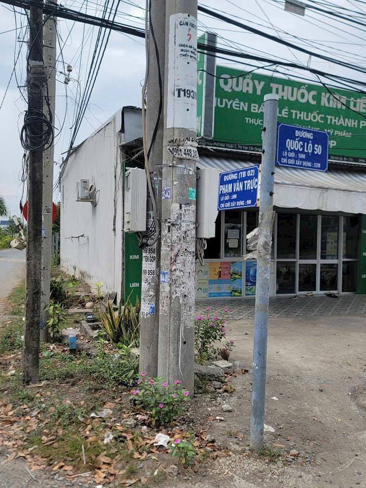 Đất thổ cư 113m² mặt tiền đường Phan Văn Trực - Giá chỉ 1.8 tỷ!