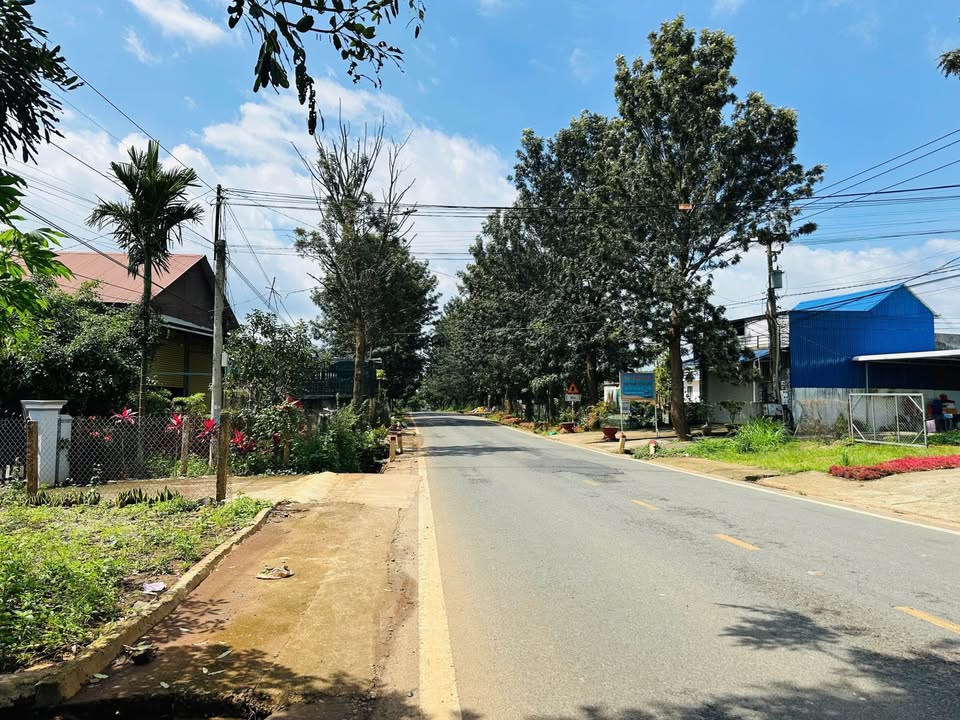 Đất mặt tiền QL20, xã Đức Trọng, 280m² giá 4.7 tỷ - Đầu tư sinh lời ngay!