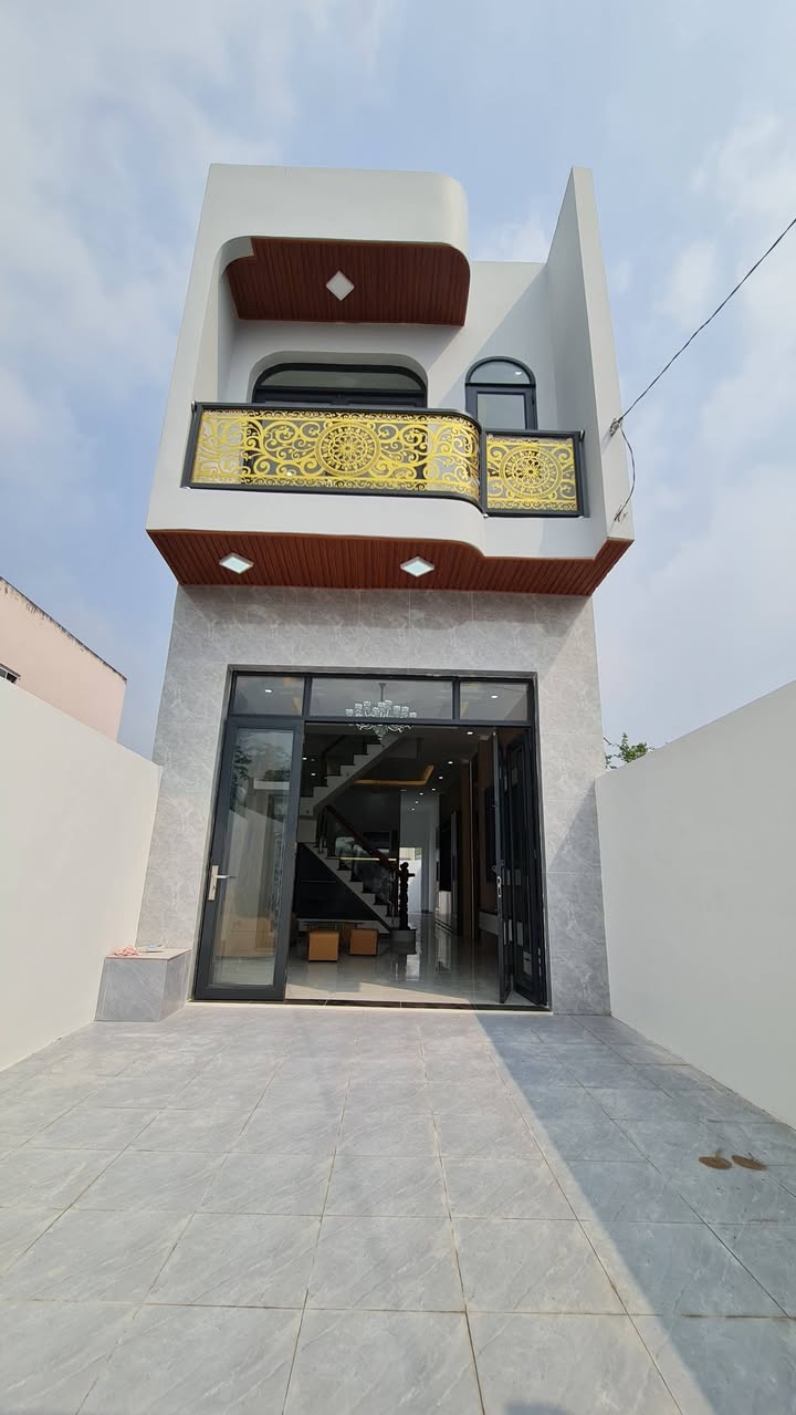 Nhà phố 93m² Xã Mỹ Lộc - Sổ hồng riêng, giá chỉ 2.25 tỷ - Nhà đẹp, vào ở ngay!