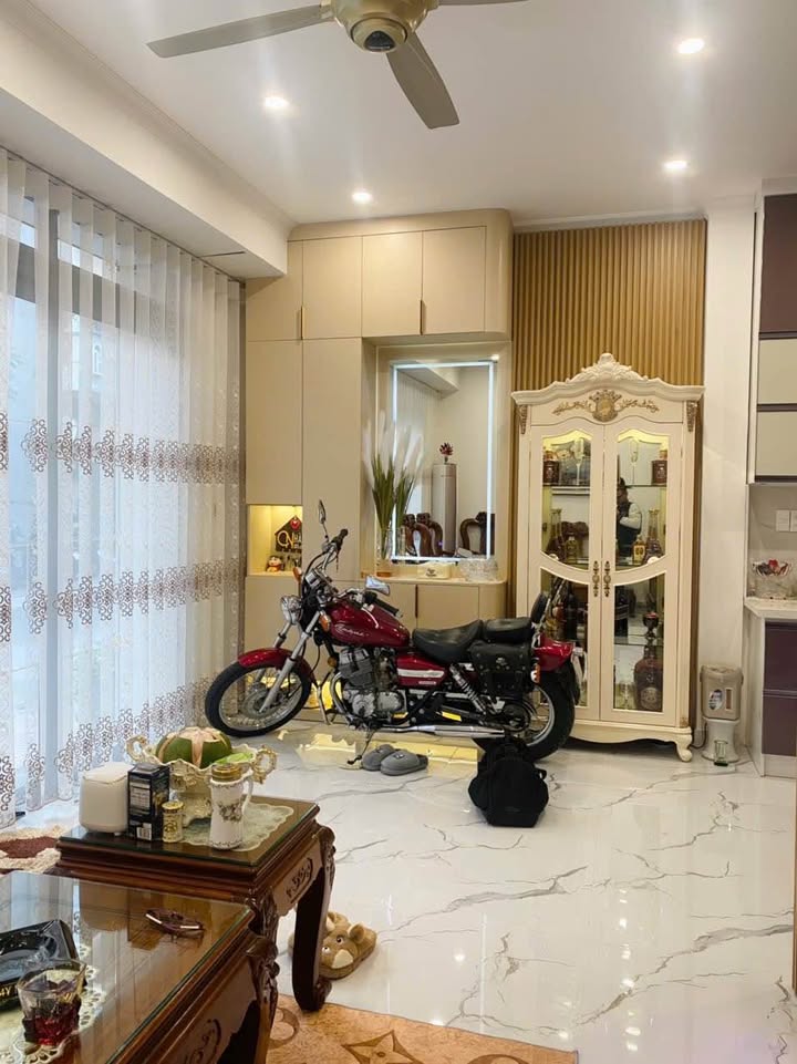 Nhà phố Thế Lữ, Hải Phòng 45m² giá 9.2 tỷ - Thiết kế hiện đại, sẵn sàng vào ở!