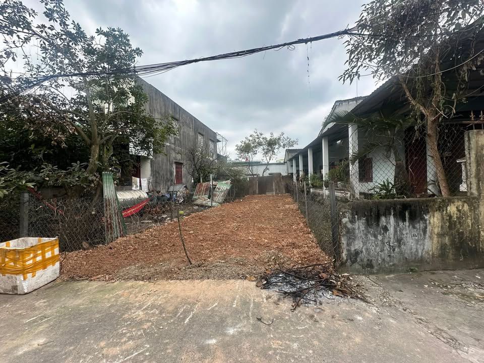 Đất nền Hẻm 05 Lê Lợi, Quảng Ngãi 100m² giá 1.3 tỷ - Cơ hội đầu tư tuyệt vời!