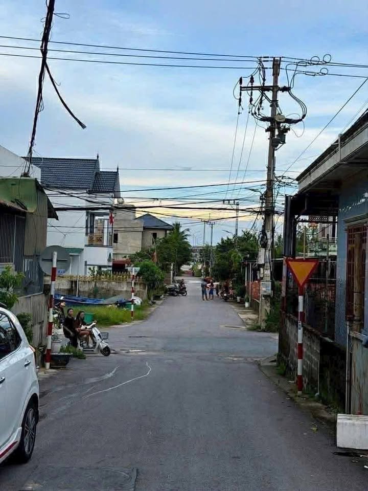 Đất biển Bảo Ninh - Đồng Hới 129m² giá 2.5 tỷ - Đầu tư tiềm năng ngay hôm nay!