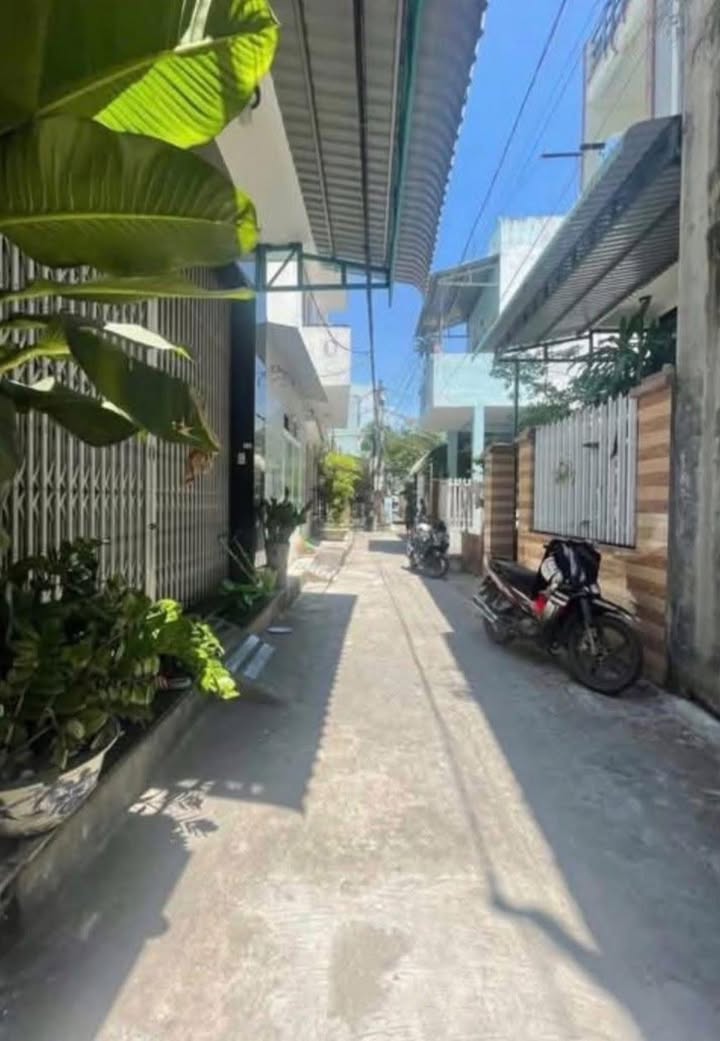 Nhà phố mặt tiền Nguyễn Thái Học, 43m² giá 2.99 tỷ - Đầu tư sinh lời!