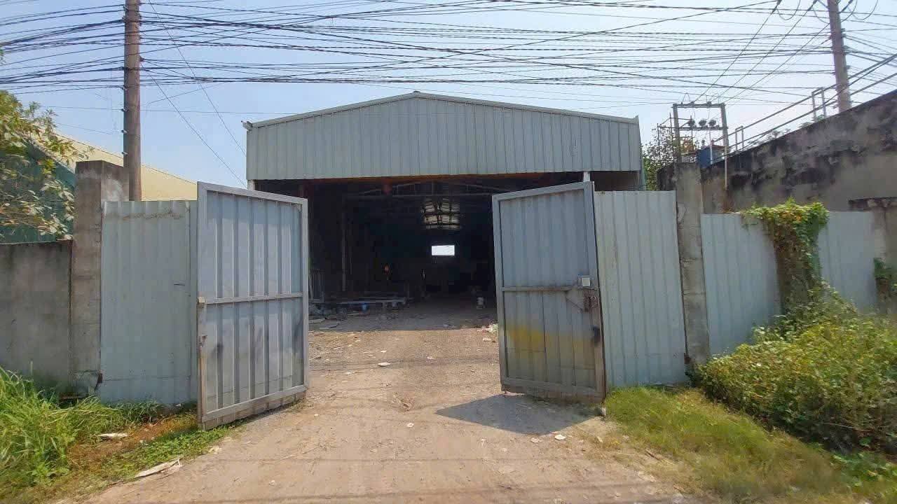Xưởng bán mặt tiền 10m tại Đức Hòa, Long An - Diện tích 585m², giá 7.2 tỷ