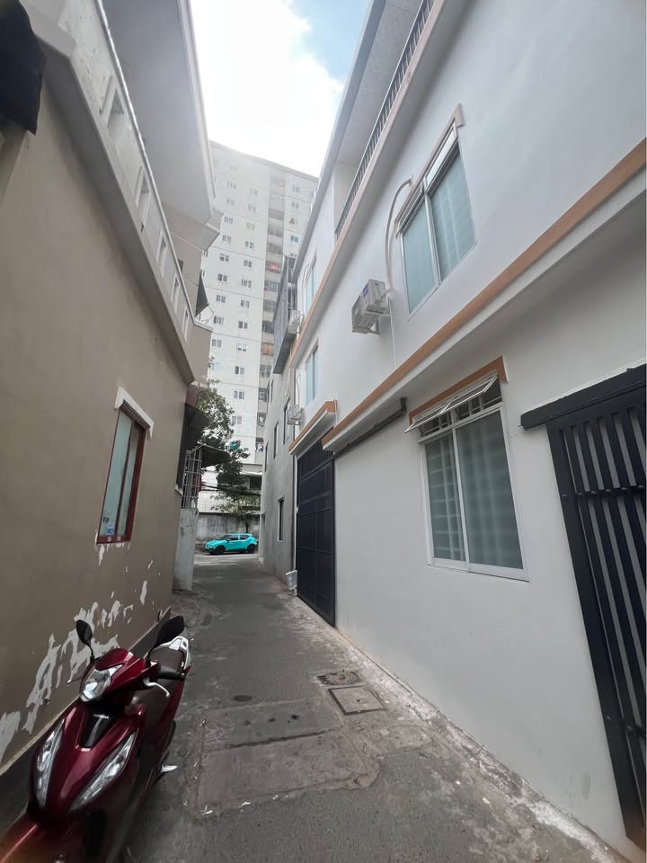 Nhà riêng Phường 10, Vũng Tàu 43m² giá 3.999 tỷ - Hướng Đông Bắc, Sổ đỏ chính chủ!