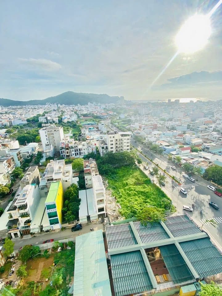 Căn hộ VT Plaza Vũng Tàu 91m² giá 3.6 tỷ - Đầy đủ nội thất, sẵn sàng vào ở!