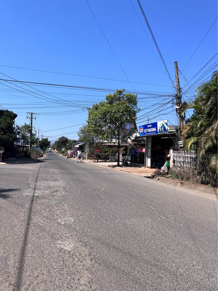 FrontHouse Đường DH1, Xã N'Thol Hạ, 210m² giá 1.8 tỷ - Mặt tiền kinh doanh lý tưởng!