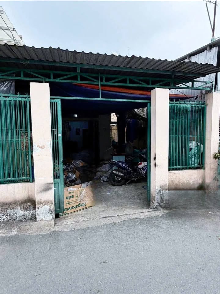 Nhà cấp 4 Huyện Bình Chánh 127m² giá 4.8 tỷ - Sổ hồng riêng, thương lượng