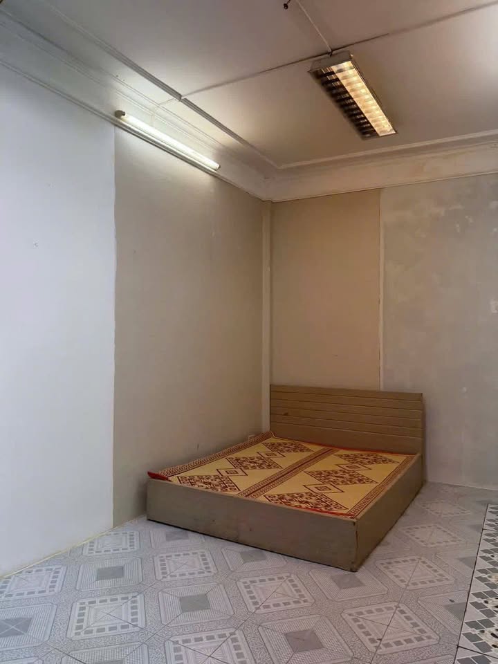 Phòng cho thuê tại ngõ 9 Nguyễn Du, Hoàn Kiếm 4 triệu - Vệ sinh khép kín, có ban công