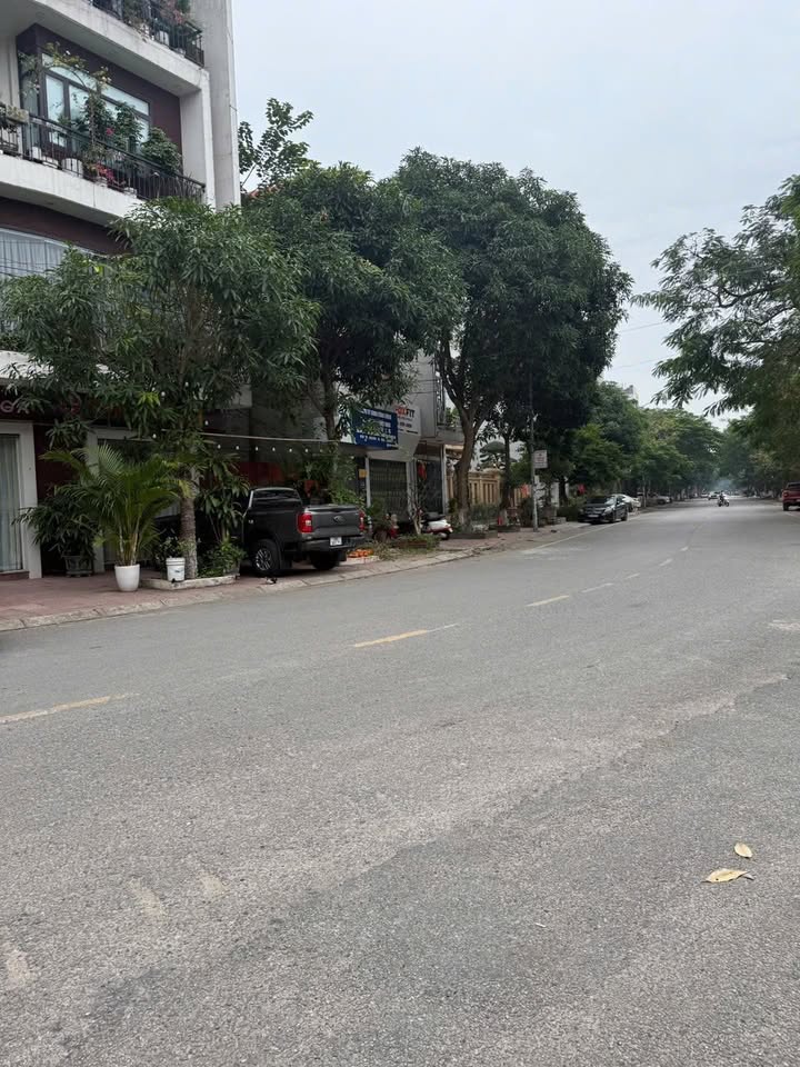 Đất kinh doanh mặt phố Hoàng Văn Thụ, 78m² giá 9 tỷ - Cơ hội đầu tư sinh lời!